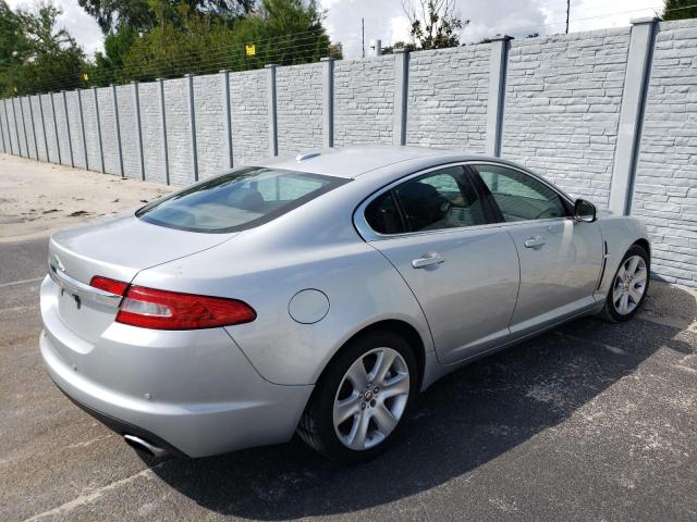 SAJWA05B39HR41668 - 2009 JAGUAR XF LUXURY SILVER photo 4