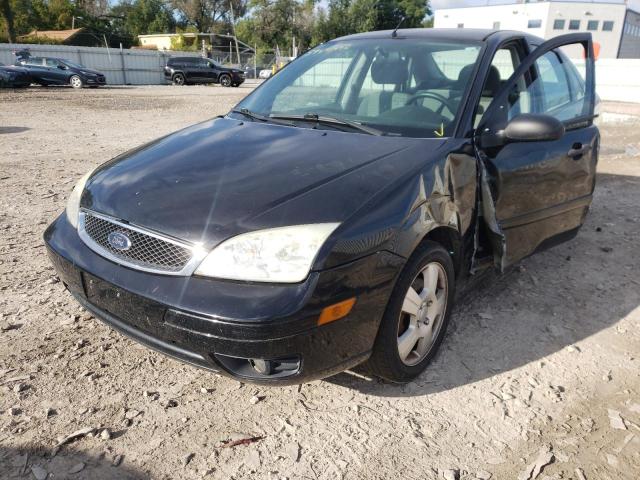 1FAHP34N27W235535 - 2007 FORD FOCUS ZX4 BLACK photo 2