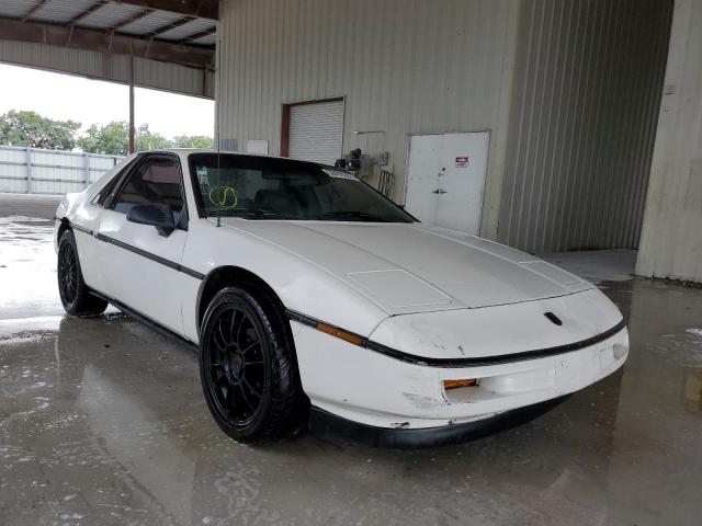 1G2PE11R0JP201638 - 1988 PONTIAC FIERO WHITE photo 1