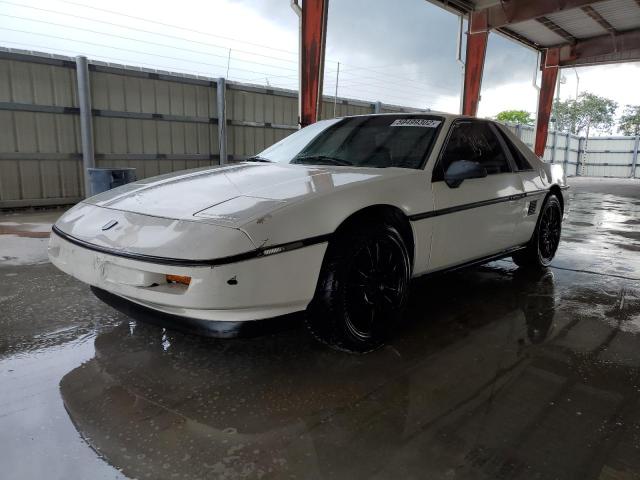 1G2PE11R0JP201638 - 1988 PONTIAC FIERO WHITE photo 2