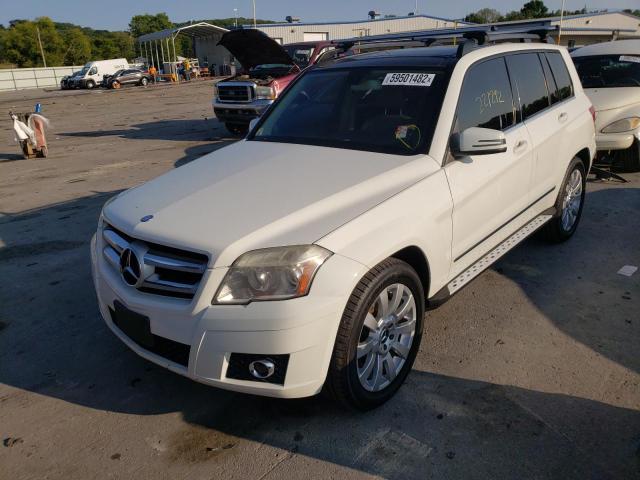 WDCGG8HBXAF405371 - 2010 MERCEDES-BENZ GLK 350 4M WHITE photo 2