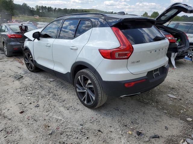 YV4162XZ4K2003457 - 2019 VOLVO XC40 T5 MO WHITE photo 3