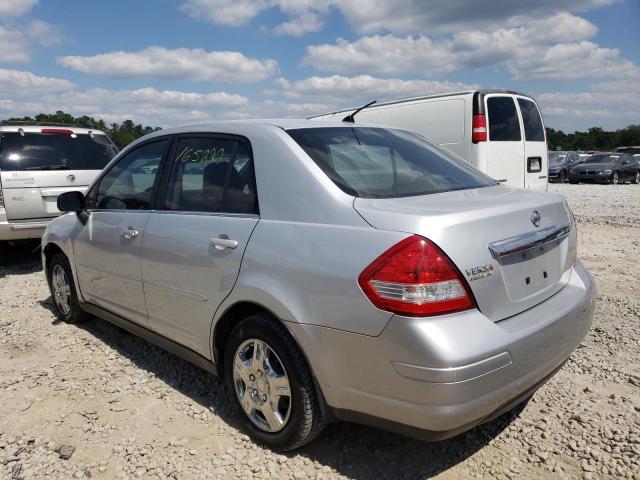 3N1BC11E48L380199 - 2008 NISSAN VERSA S SILVER photo 3