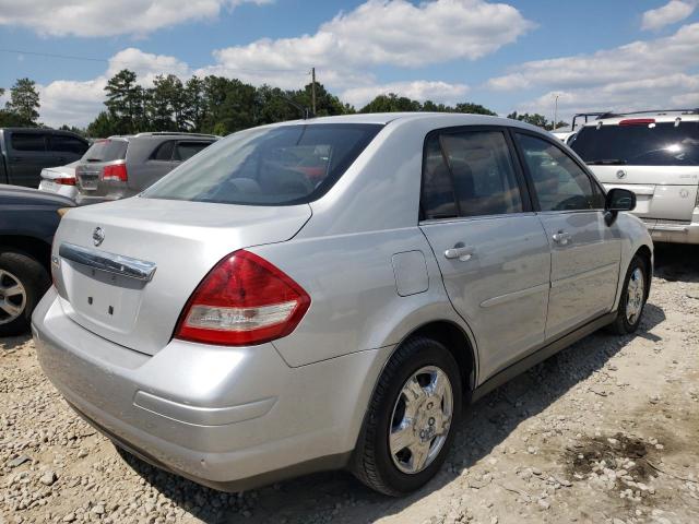 3N1BC11E48L380199 - 2008 NISSAN VERSA S SILVER photo 4