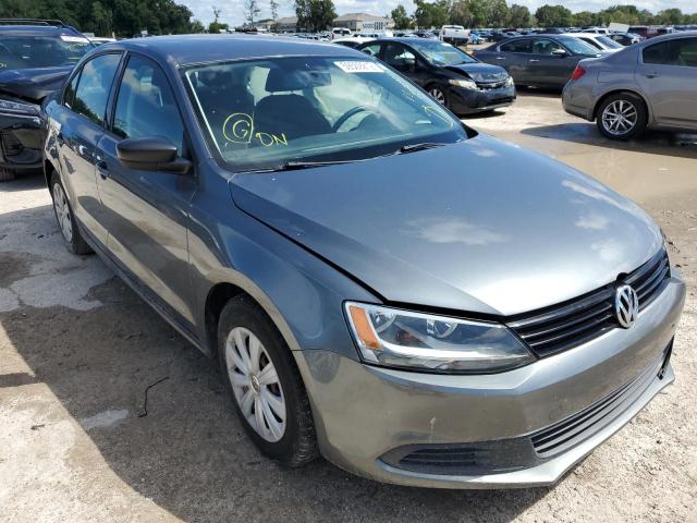 3VW1K7AJ9EM353658 - 2014 VOLKSWAGEN JETTA BASE 灰色 照片 1