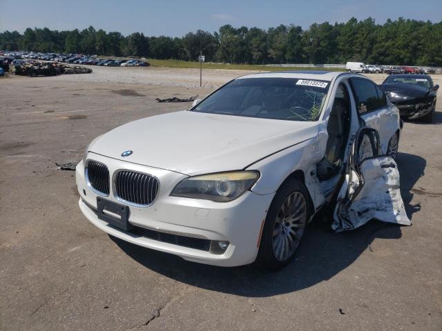 WBAKB83529CY57681 - 2009 BMW 7 SERIES WHITE photo 2