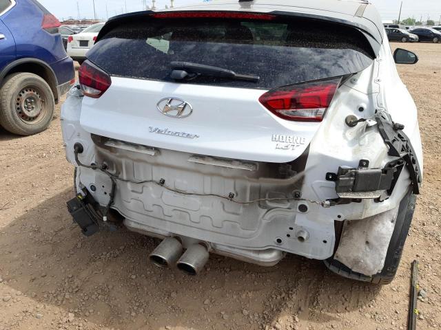 KMHTH6AB0KU011581 - 2019 HYUNDAI VELOSTER T WHITE photo 9