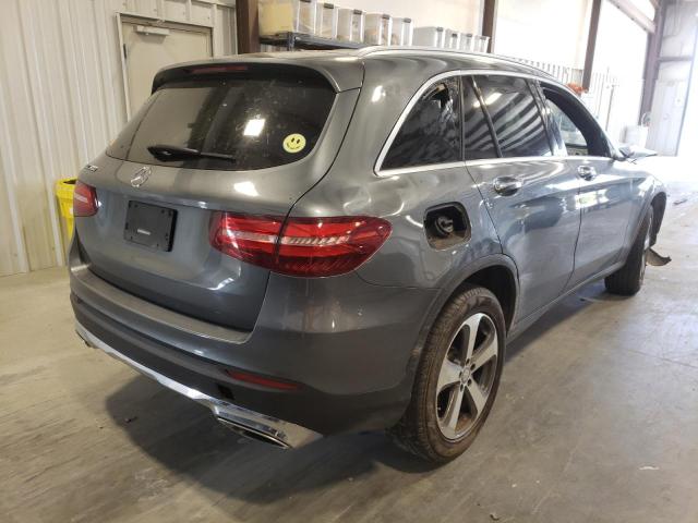 WDC0G4JB5HF152510 - 2017 MERCEDES-BENZ GLC 300 GRAY photo 4