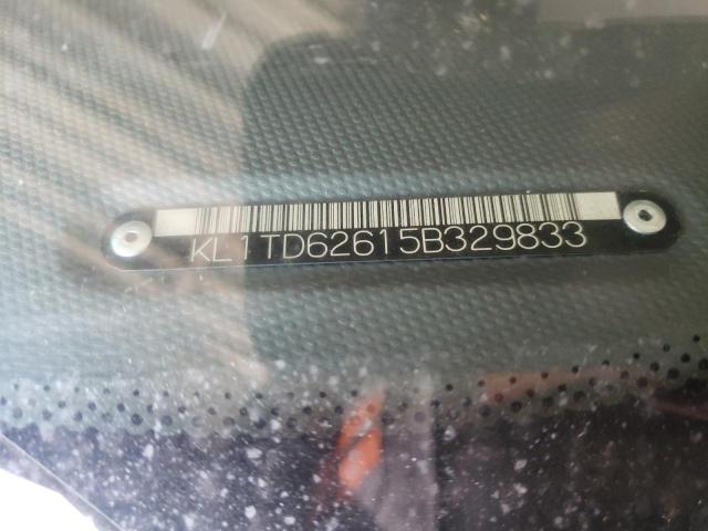 KL1TD62615B329833 - 2005 CHEVROLET AVEO BASE BLACK photo 10