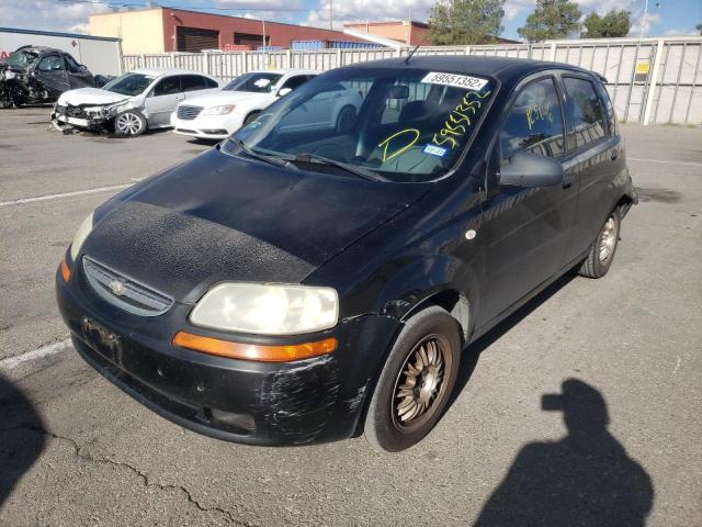 KL1TD62615B329833 - 2005 CHEVROLET AVEO BASE BLACK photo 2