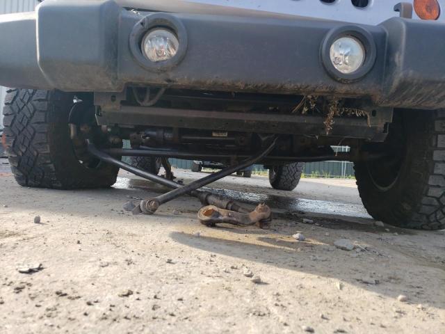 1C4AJWAG3DL649599 - 2013 JEEP WRANGLER S SILVER photo 9