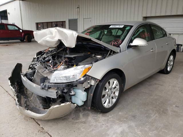 2G4GR5ER5C9150894 - 2012 BUICK REGAL BEIGE photo 2