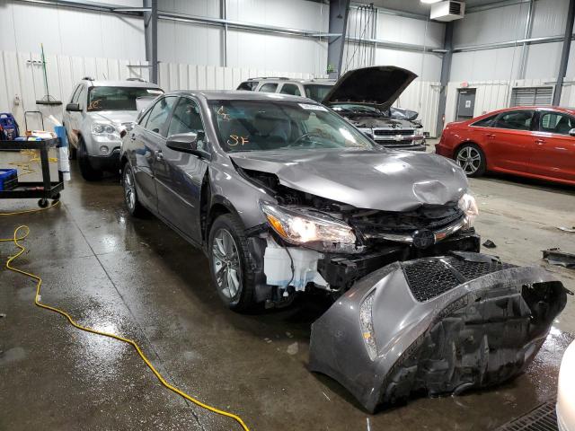 4T1BF1FK1HU689150 - 2017 TOYOTA CAMRY GRAY photo 1