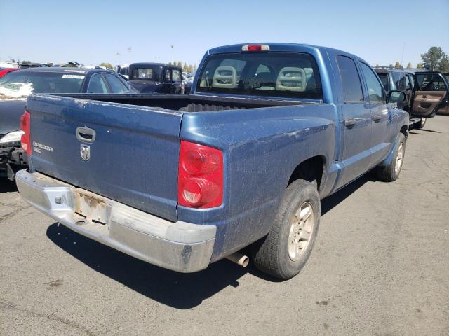 1D7HE48K45S165701 - 2005 DODGE DAKOTA QUA BLUE photo 4