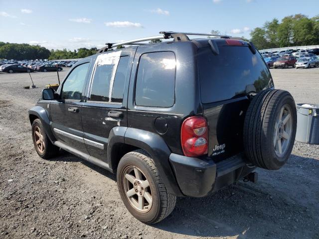 1J8GL58K35W556924 - 2005 JEEP LIBERTY BLACK photo 3