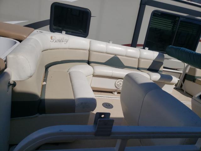 BN122029C404 - 2004 BENTLEY BOAT TWO TONE photo 6