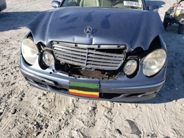 WDBUF65JX5A657361 - 2005 MERCEDES-BENZ E 320 BLUE photo 9