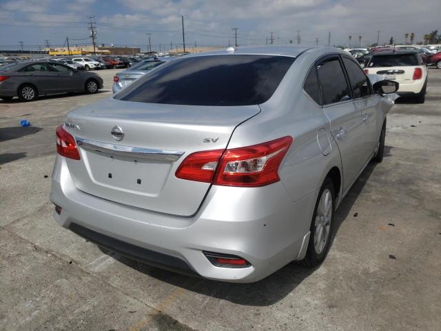 3N1AB7AP6JL631586 - 2018 NISSAN SENTRA S/S SILVER photo 4