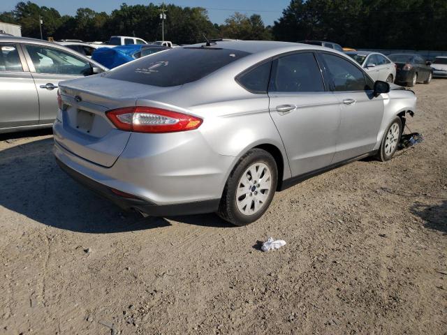 3FA6P0G71DR125061 - 2013 FORD FUSION S SILVER photo 4