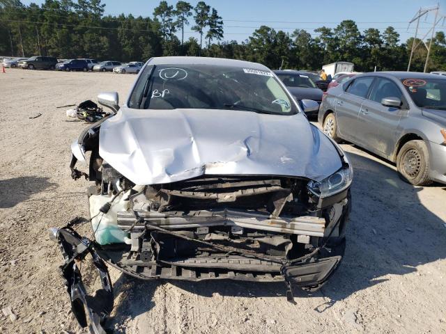 3FA6P0G71DR125061 - 2013 FORD FUSION S SILVER photo 9