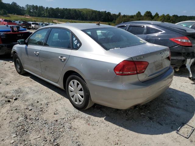 1VWAP7A31DC043491 - 2013 VOLKSWAGEN PASSAT S SILVER photo 3