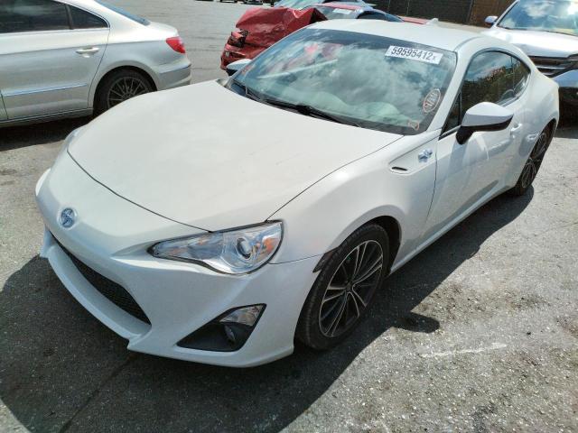 JF1ZNAA1XG8700681 - 2016 TOYOTA SCION FR-S WHITE photo 2