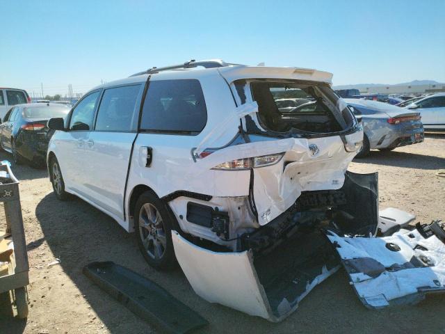 5TDEZ3DC7KS223623 - 2019 TOYOTA SIENNA SE WHITE photo 3