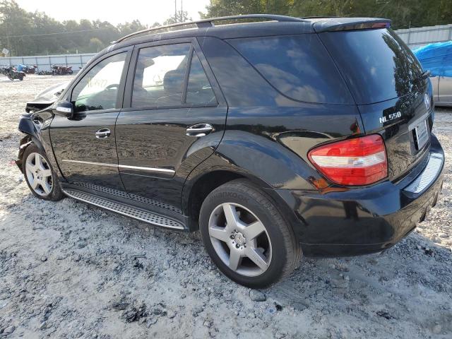 4JGBB72E18A355572 - 2008 MERCEDES-BENZ ML 550 BLACK photo 3