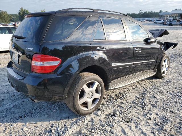 4JGBB72E18A355572 - 2008 MERCEDES-BENZ ML 550 BLACK photo 4