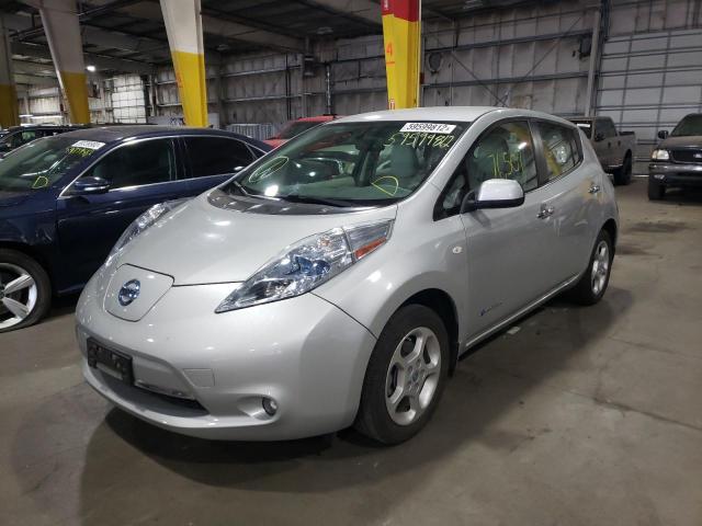 JN1AZ0CP7CT027186 - 2012 NISSAN LEAF SV SILVER photo 2