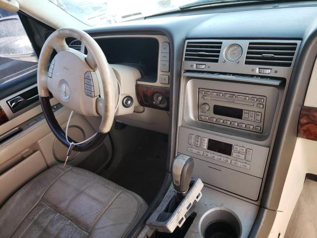 5LMFU28R93LJ33784 - 2003 LINCOLN NAVIGATOR ნაცრისფერი ფოტო 9