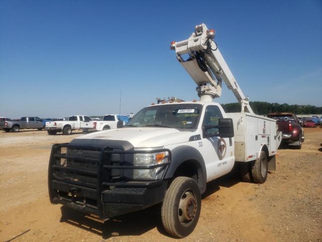 1FDUF5GYXFEB00865 - 2015 FORD F550 SUPER WHITE photo 2