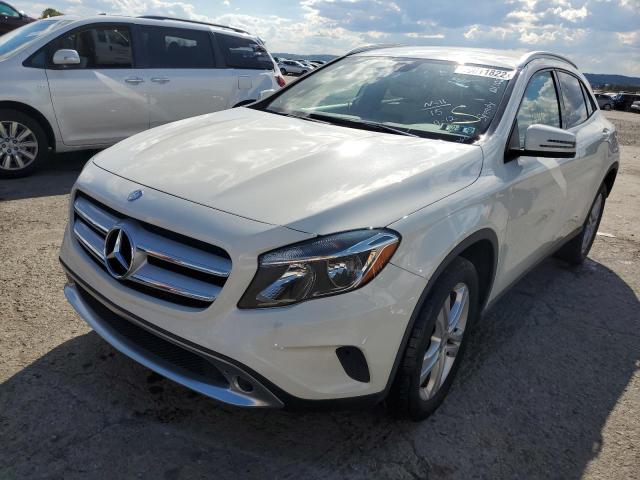 WDCTG4EB7FJ134060 - 2015 MERCEDES-BENZ GLA 250 WHITE photo 2