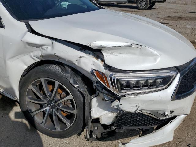 19UUB3F50JA001467 - 2018 ACURA TLX TECH WHITE photo 9