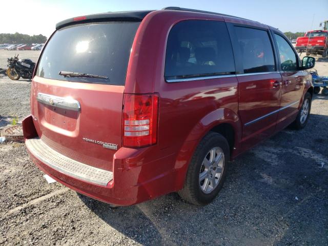 2A4RR5D16AR230091 - 2010 CHRYSLER TOWN & COU RED photo 4