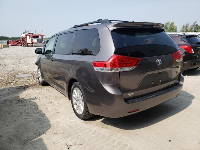 5TDJK3DC9BS018971 - 2011 TOYOTA SIENNA LE GRAY photo 3