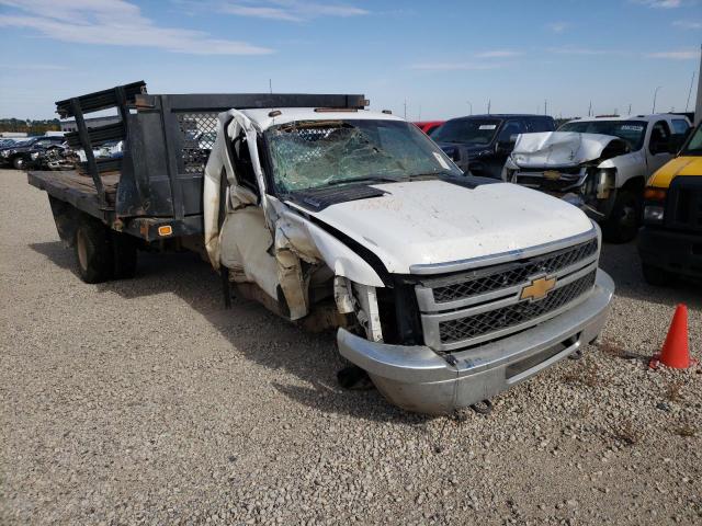 1GB3KZCG0DF138598 - 2013 CHEVROLET 3500 HD WHITE photo 1