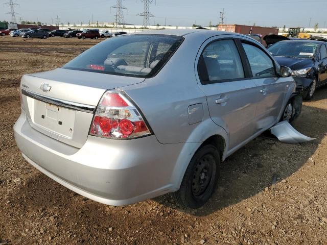 KL1TD56607B080657 - 2007 CHEVROLET AVEO BASE SILVER photo 4