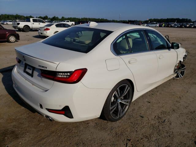 3MW5R1J04M8B87090 - 2021 BMW 330I WHITE photo 4