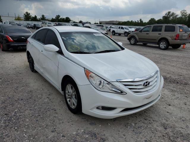 5NPEB4AC4DH779279 - 2013 HYUNDAI SONATA GLS WHITE photo 1