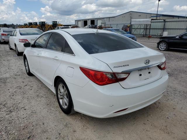 5NPEB4AC4DH779279 - 2013 HYUNDAI SONATA GLS WHITE photo 3