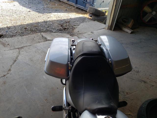 1HD1KHC17LB620563 - 2020 HARLEY-DAVIDSON FLTRX 灰色 照片 6