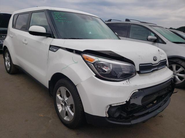 KNDJN2A27K7652108 - 2019 KIA SOUL WHITE photo 1