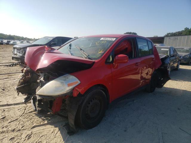 3N1BC134E9L438438 - 2009 NISSAN VERSA RED photo 2