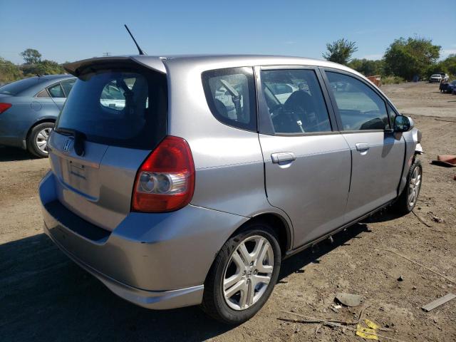 JHMGD38647S004045 - 2007 HONDA FIT S SILVER photo 4