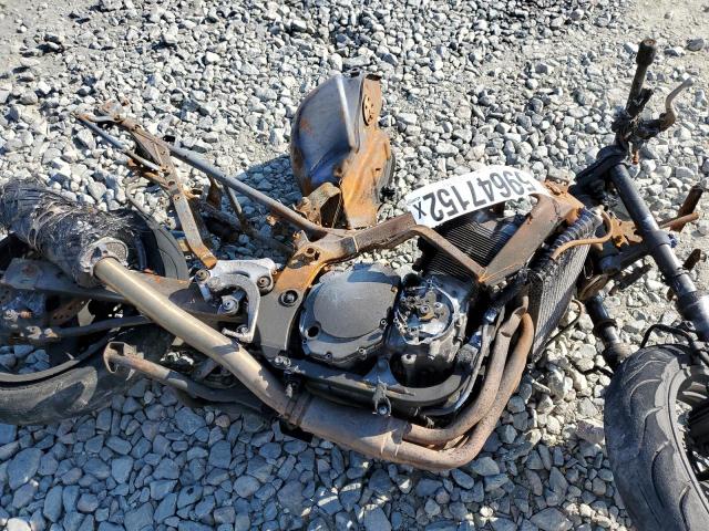 JS1GR7GA352100238 - 2005 SUZUKI GSX750 F BURN photo 7