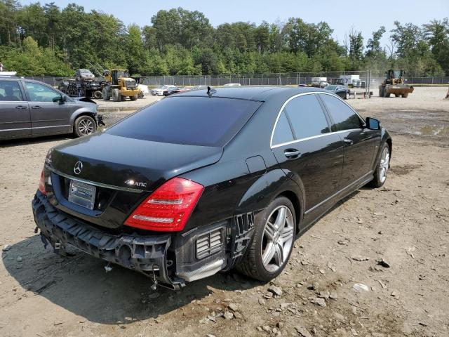 WDDNG9EB4CA446723 - 2012 MERCEDES-BENZ S 550 4MAT BLACK photo 4