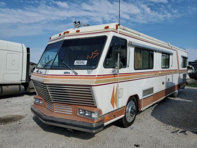 10T9M9A55D1021528 - 1984 FRTV MOTORHOME TAN photo 2