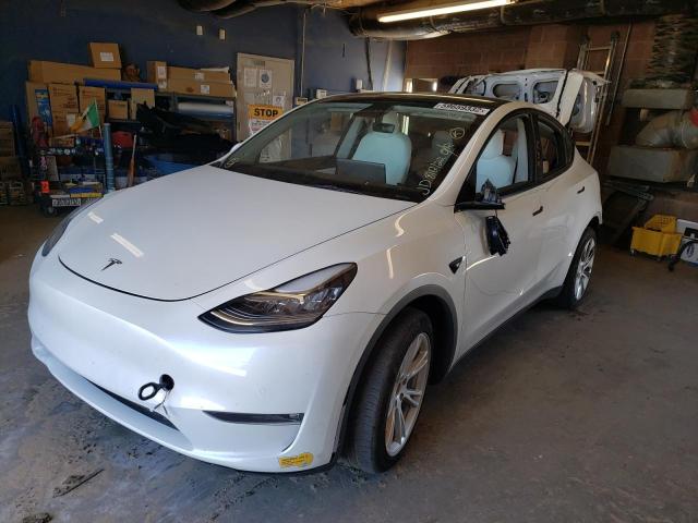 5YJYGDEE4MF158374 - 2021 TESLA MODEL Y Blanc photo 2