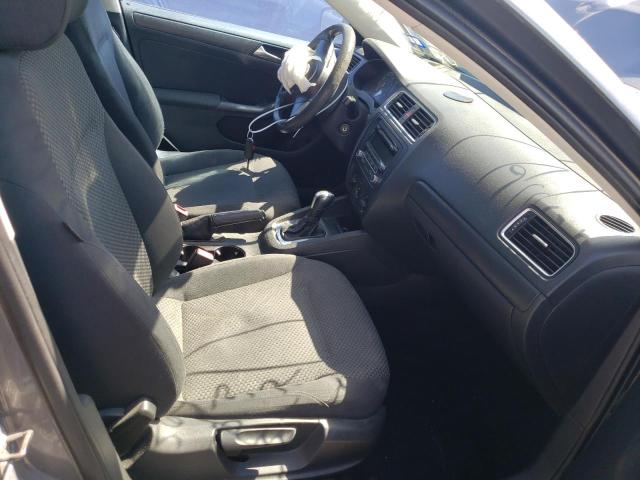 3VW2K7AJ2CM394604 - 2012 VOLKSWAGEN JETTA BASE 灰色 照片 5